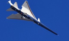 NASA“静音”超音速飞机 X-59 完成历史性首飞