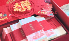 小米YU7订单照片成结婚聘礼 网友：彩礼进入期货时代！