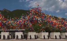 
        		天安门广场放飞气球可完全降解：8万只气球将同时升空 !	