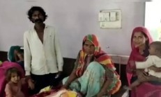 
        		印度55岁女子生下第17个孩子 全家捡废品为生极度贫困：网友感慨对孩子不负责 !	