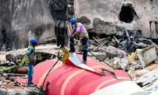 印度失事波音客机飞行员语音对话曝光