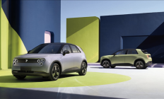 蔚来子品牌萤火虫第10000辆萤火虫正式交付！11.98万元起